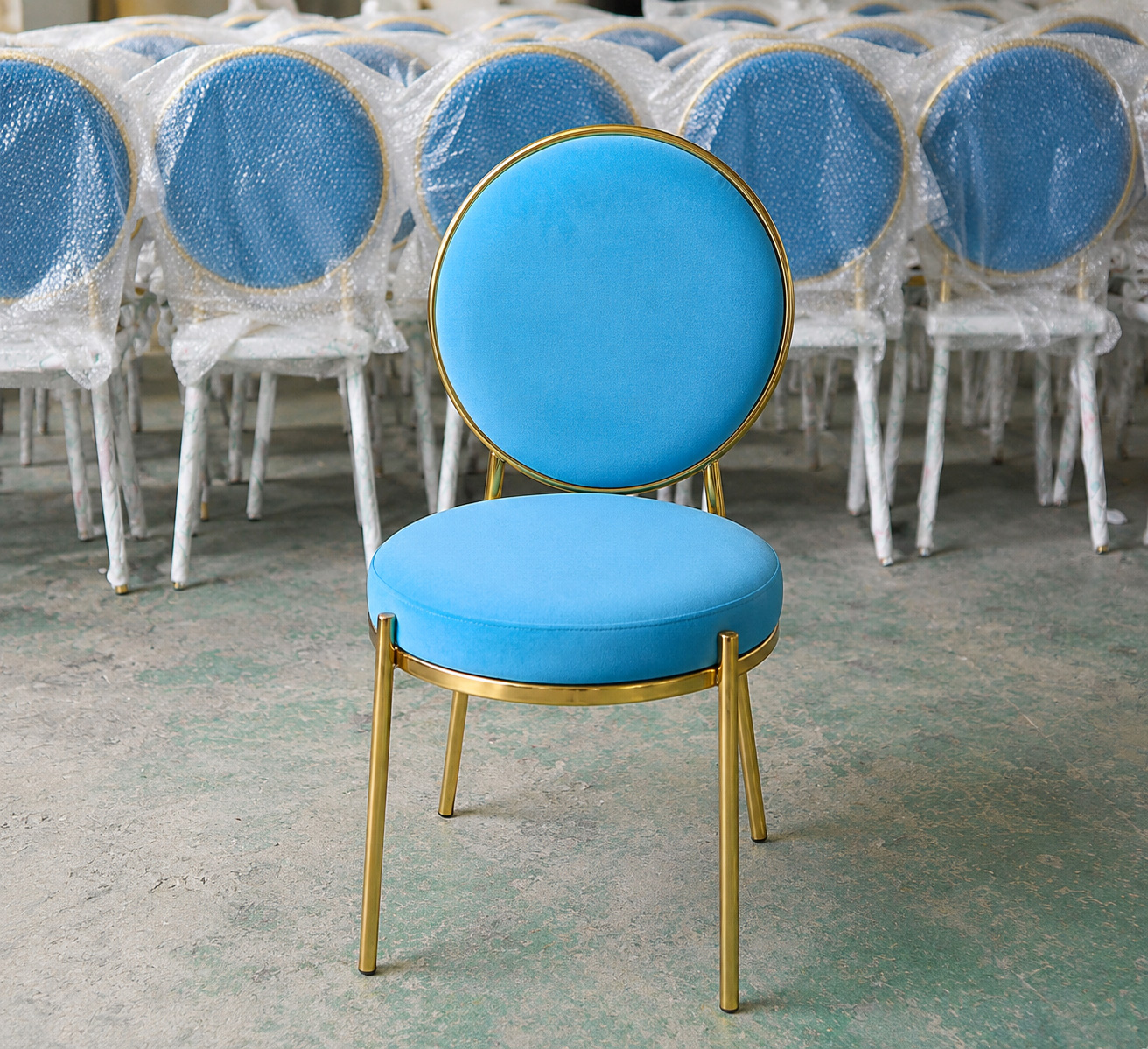 Lunara velvet chair warehouse production